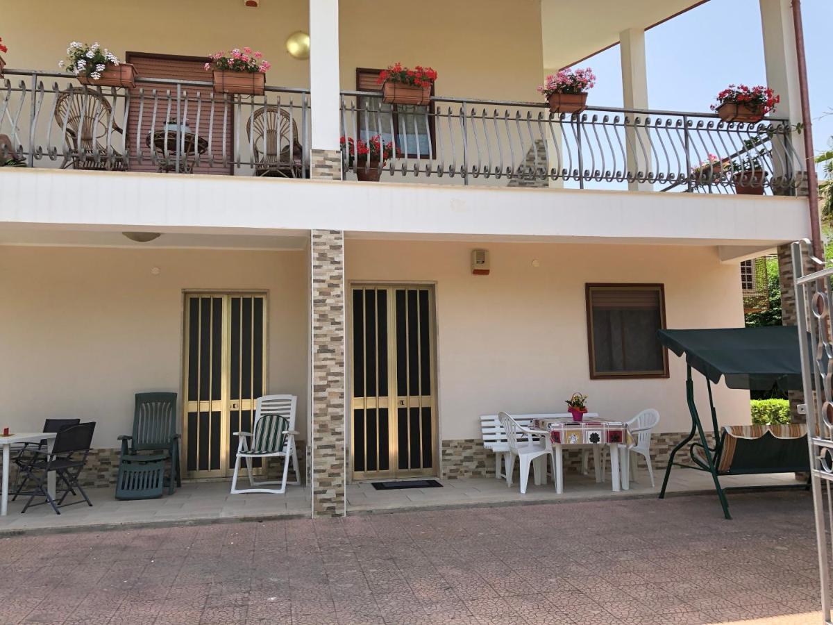 דירות פונטנה ביאנקה La Maison De Daniele Et Maria מראה חיצוני תמונה